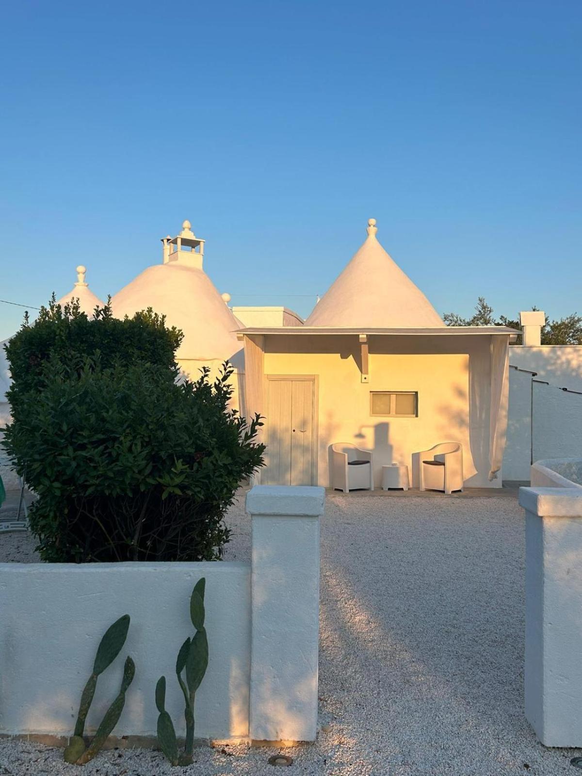 Гостевой дом Trulli In Contrada - Монополи Экстерьер фото